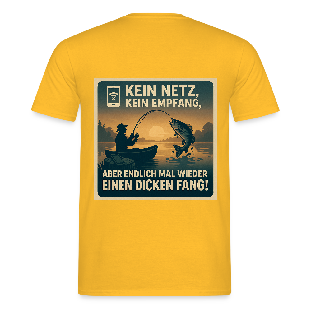Herren T-Shirt "Dicken Fang" – Lustiges Angler-Shirt – Geschenk für Fischer & Outdoor-Fans - Gelb